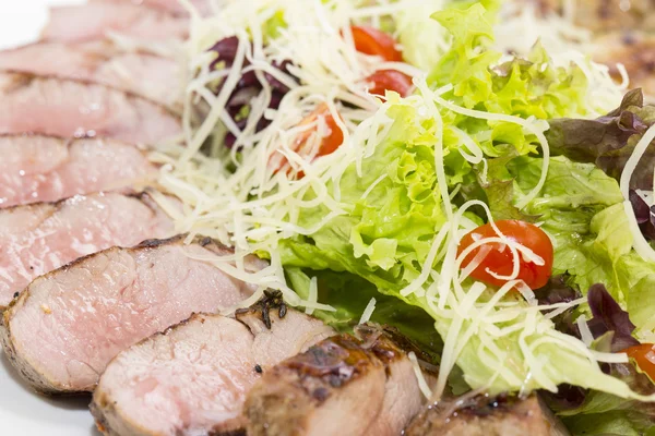 Grill zöldséges sült hús — Stock Fotó