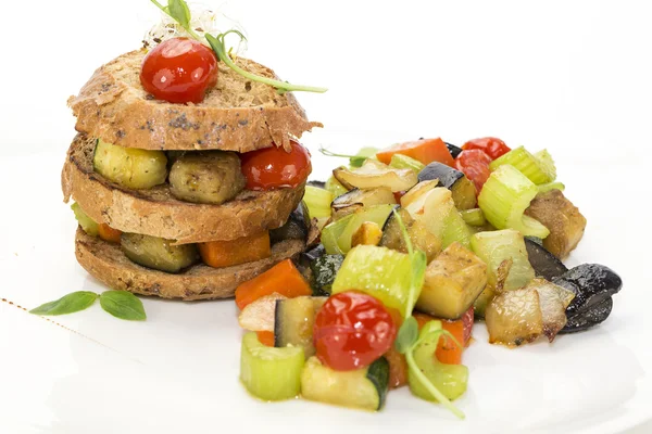 Brötchen mit Gemüse — Stockfoto