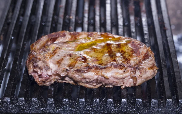 Cooking steak — Stock Photo, Image