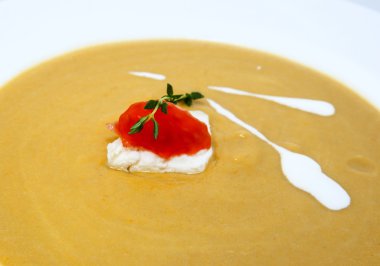 Bezelye püresi çorbası