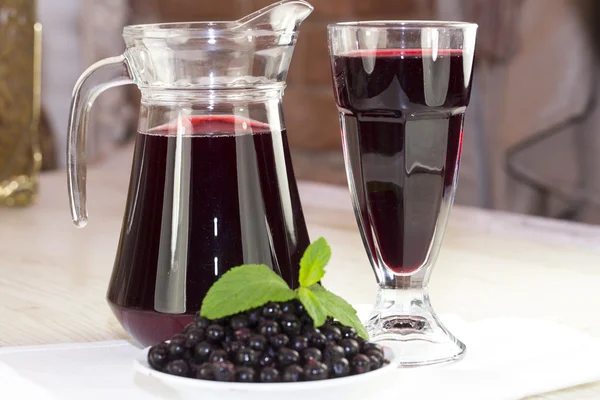 Pot van berry drank — Stockfoto