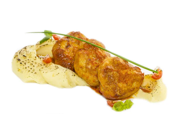 Frisches Schnitzel mit Tomate — Stockfoto