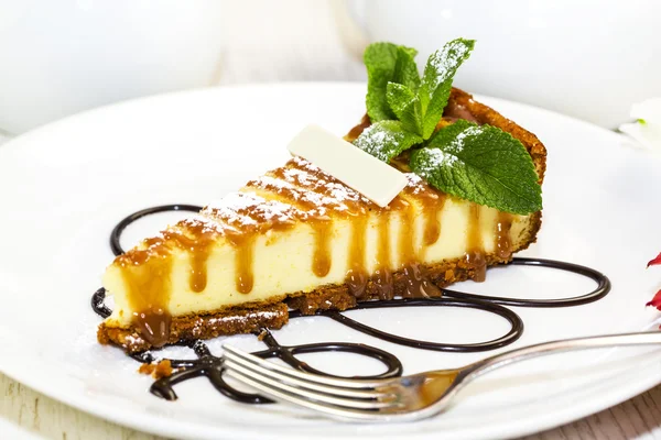 A piece of cheese cake — Stock Photo, Image