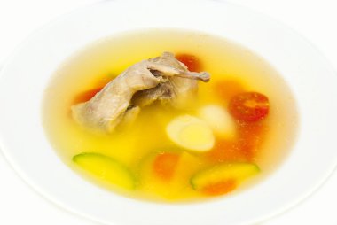 yapılan bir tabloda bir restoranda sebze çorbası