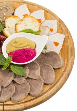 birkaç tür sosis et yemek