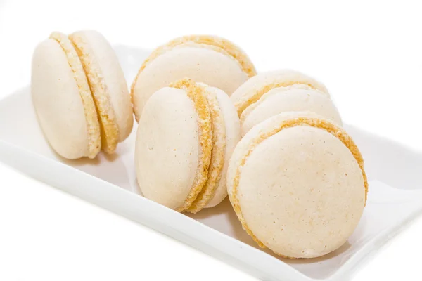 Biscuits savoureux sur un fond blanc — Photo