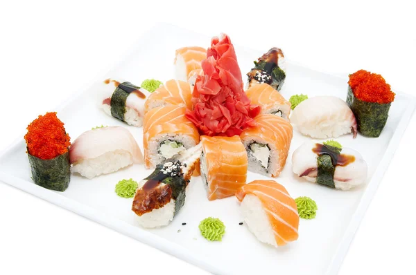 Sushi skaldjur på vit bakgrund — Stockfoto