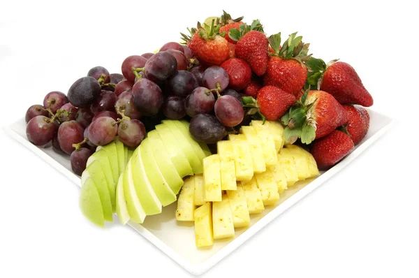 Rebanadas jugosas frutas maduras en un restaurante — Foto de Stock