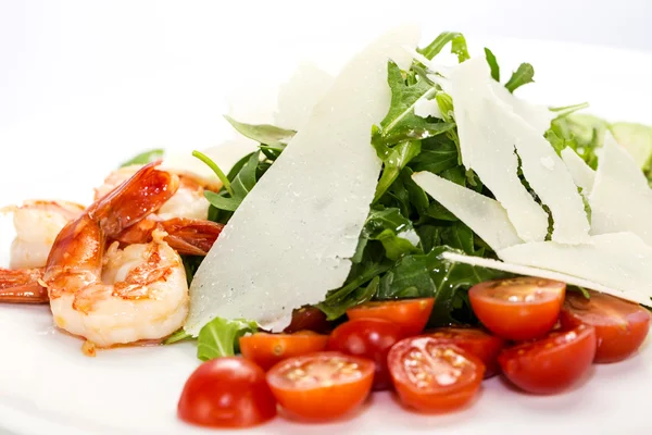 Arugula dish with shrimp — Stock Photo, Image