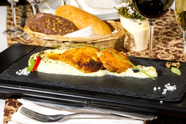 Cutlets fried with mashed potatoes — Stock Photo, Image