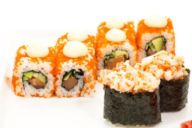 geleneksel sushi