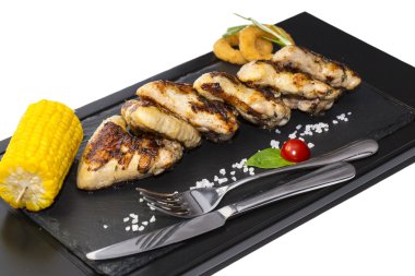 tavuk kanadı ile Mısır