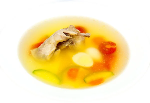 La sopa hecha de hortalizas a la mesa en el restaurante —  Fotos de Stock