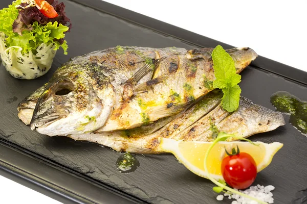 Peşte de mare gătit pe grătar — Fotografie, imagine de stoc