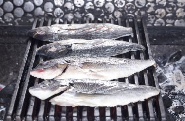 ızgara balık yemek