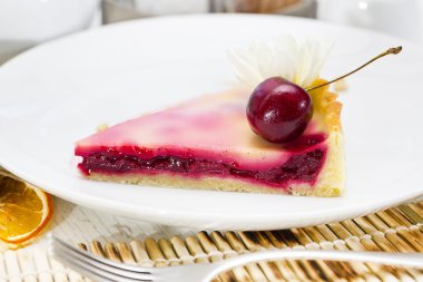 böğürtlenli turta