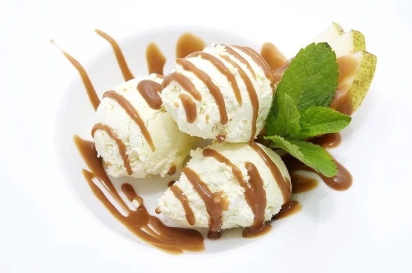 Ice cream with caramel sauce and mint — Stock Photo, Image
