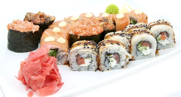 Fruits de mer japonais sushi — Photo