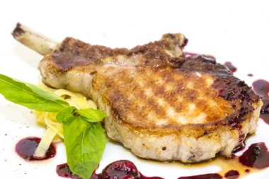 domates soslu ızgara biftek
