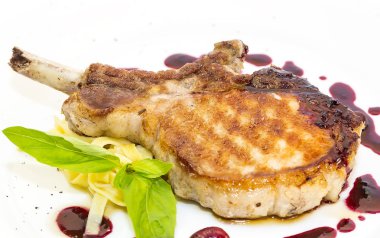 domates soslu ızgara biftek