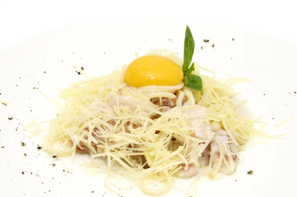 Spaghetti mit Ei — Stockfoto