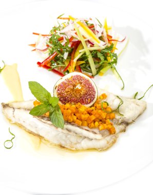 Fırında Balık salata