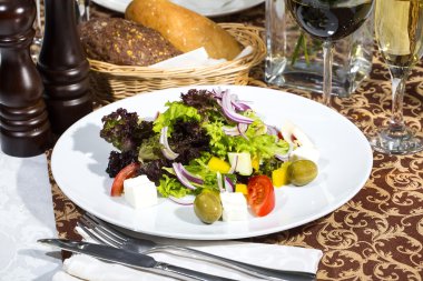 Yunan salatası