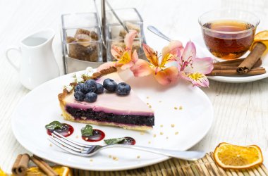 böğürtlenli turta