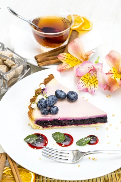 Pedazo de pastel de arándanos —  Fotos de Stock