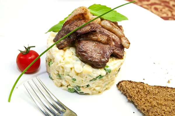 Sallad med kött — Stockfoto