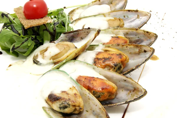 Cozze ed erbe — Foto Stock