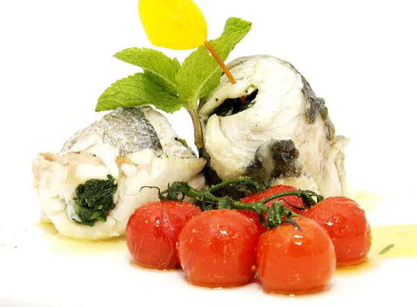 Baked fish with cherry tomatoes — Stock Photo, Image