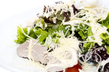 peynir, et ve sebze salatası