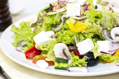 Yunan salatası