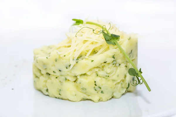 Purê de batatas com ervas e queijo — Fotografia de Stock