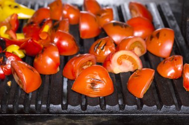 mutfak ızgara sebze yemek