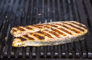 pişirme biftek ızgara somon mutfakta