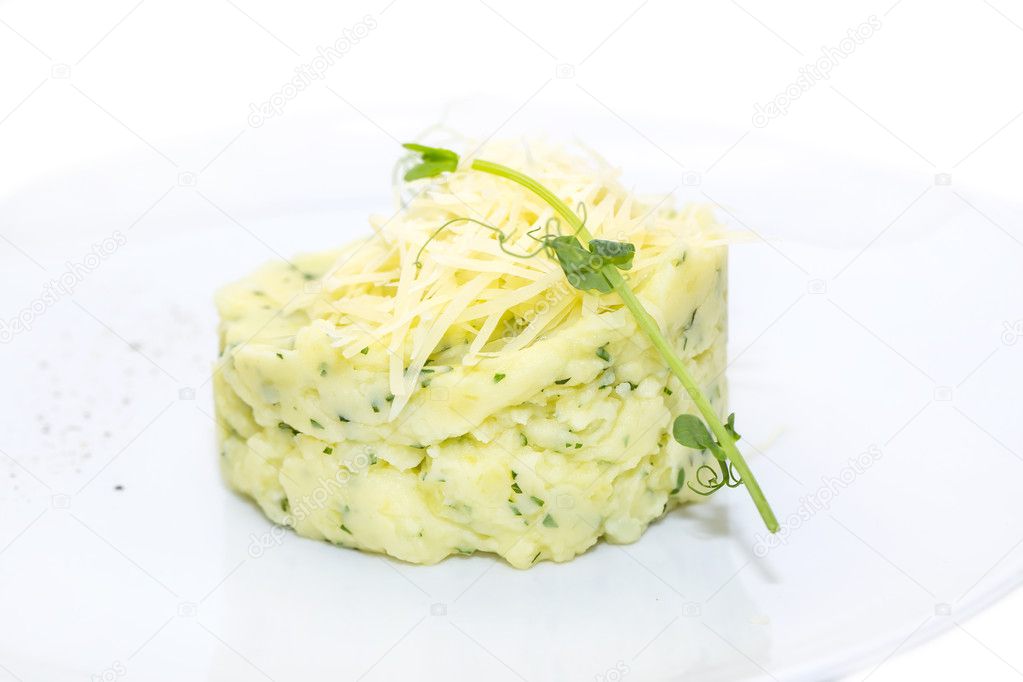 Mashed potatoes with herbs and cheese