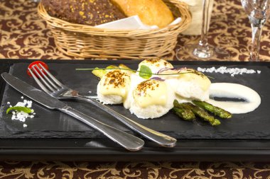 kuşkonmaz ile köfte