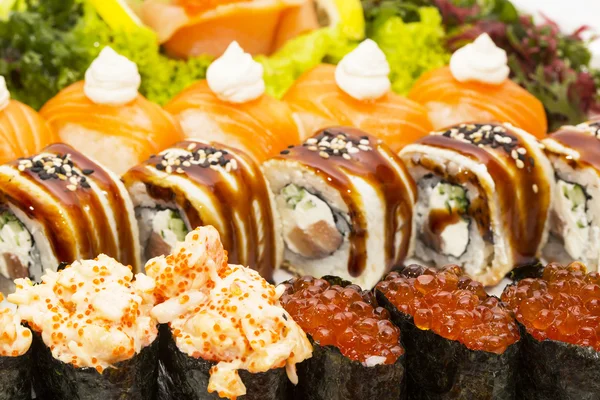 Sushi lezzetli deniz ürünleri — Stok fotoğraf