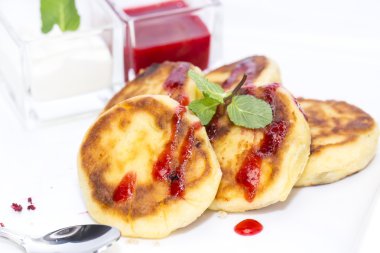 ekşi krema ve reçel ile Cheesecakes