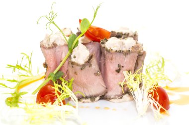 Peynirli domates ile dekore et rulolar