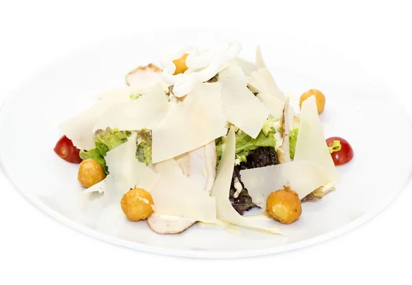 Salada Caesar na mesa — Fotografia de Stock