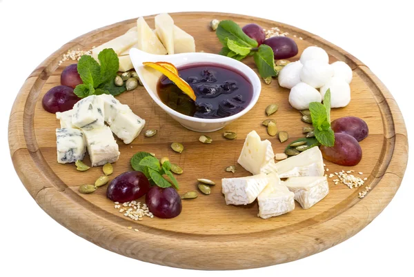 Cheese plate, with several kinds of cheese — Stock Photo, Image