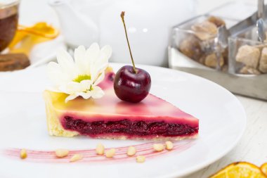 böğürtlenli turta