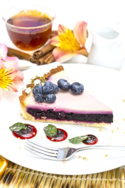 böğürtlenli turta