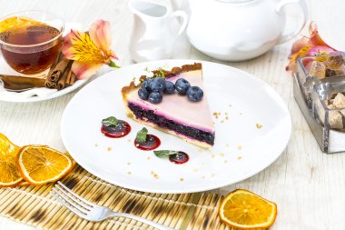 böğürtlenli turta