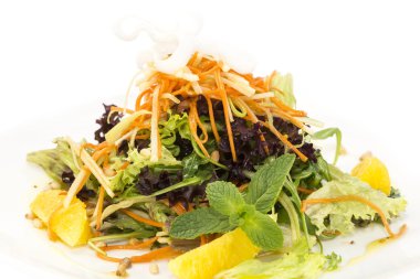 meyve ve sebze salatası