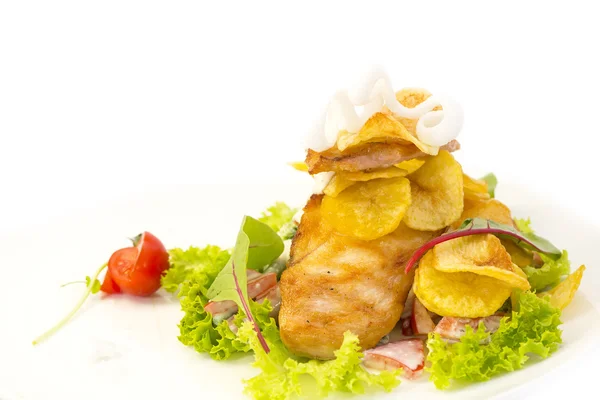 Salade met kip en aardappelen — Stockfoto