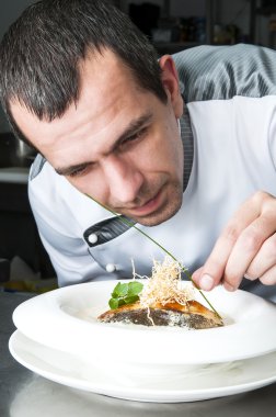 Şef gıda hazırlama